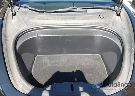 2019 Tesla Model 3 Long Range/Mid Range/Standard Range/Standard Range Plus from USA, damaged, VIN 5YJ3E1EA5KF395822